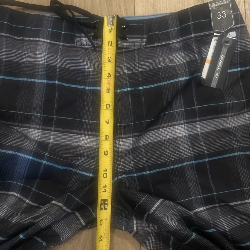 O'Neill Men's Full Length Board Cargo Shorts Santa Cruz Plaid Black‎ 33 NWT